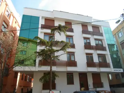 Küçükyalı Orhunsu Apartmanı — fotoğraf 3
