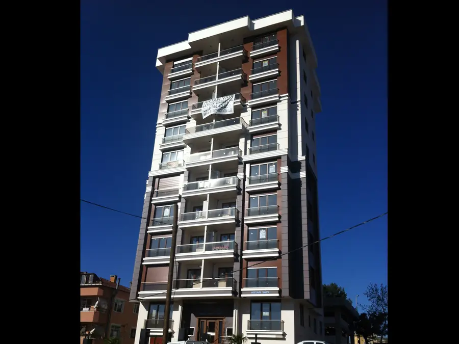 Kartal Müşerref Hanım Apt. Ve İş Merkezi — Çavuşoğlu