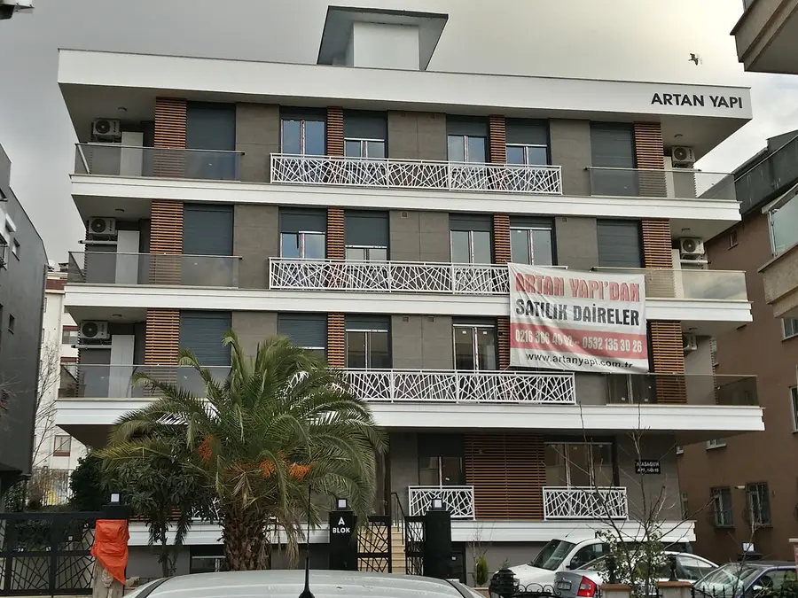 Atasagun Apartmanı — Küçükyalı