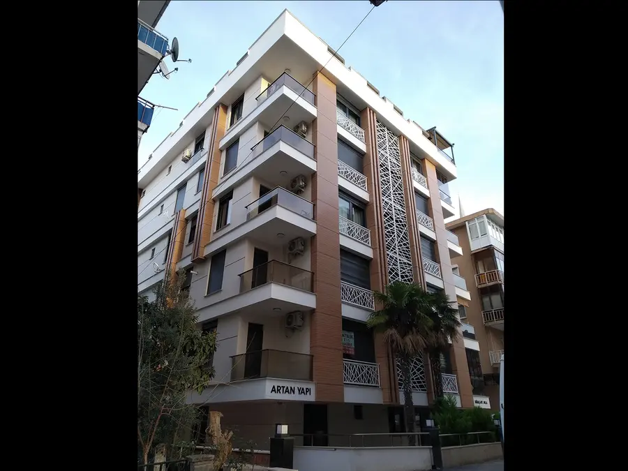 Uğraş Apartmanı — Feyzullah