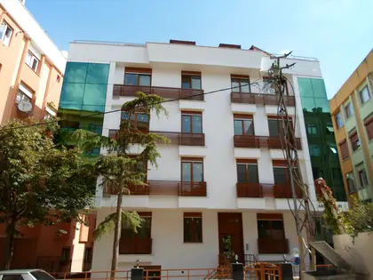Küçükyalı Orhunsu Apartmanı — fotoğraf 1