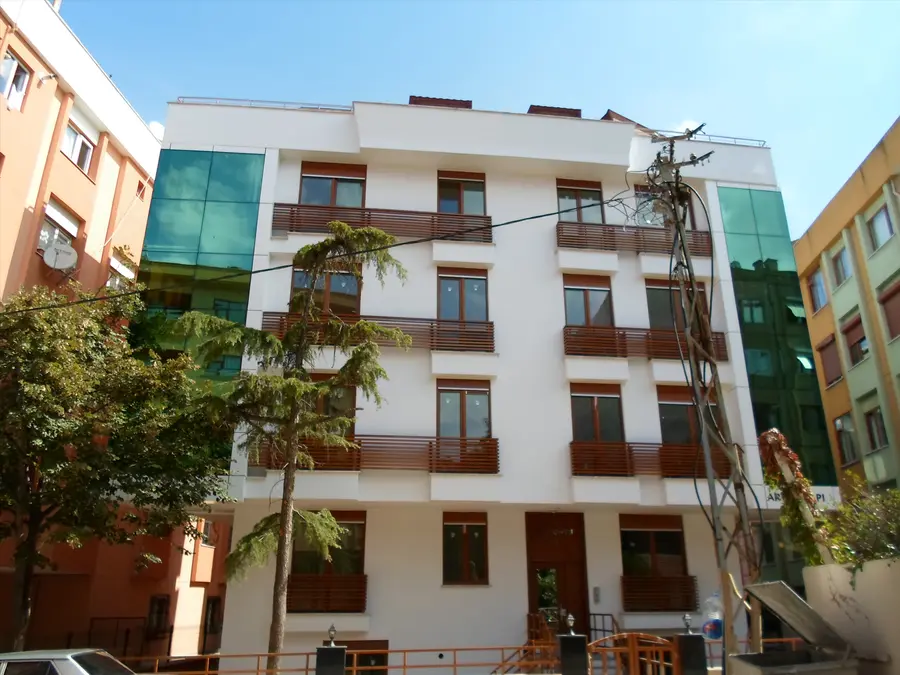 Küçükyalı Orhunsu Apartmanı — Küçükyalı
