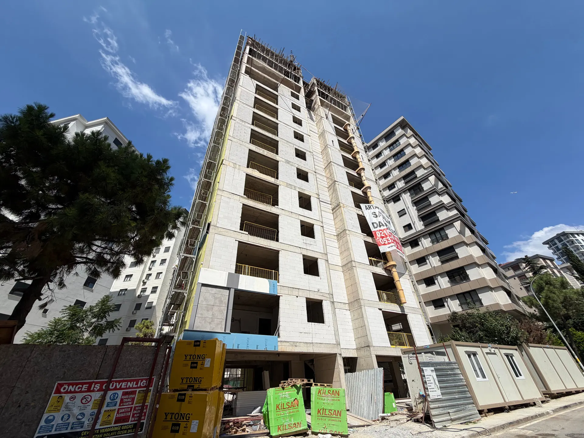 Demir Apartmanı — Bostancı