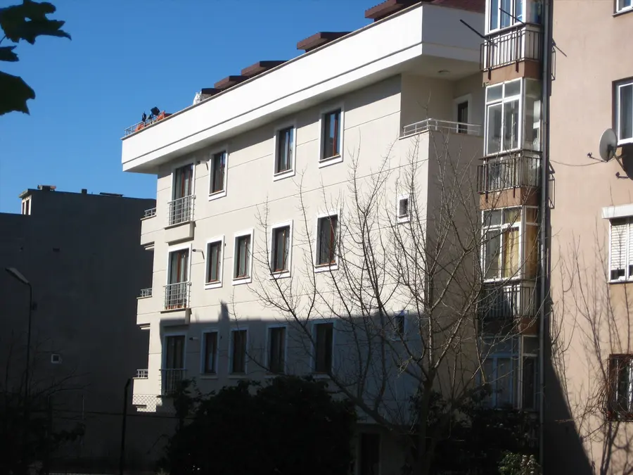 Ada Apartmanı — Küçükyalı