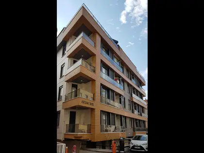 Hayırlı-berk Apartmanı — fotoğraf 2