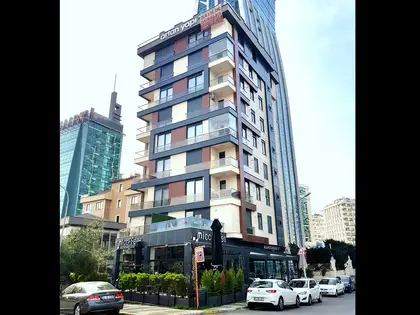 Varlı Apartmanı — fotoğraf 1