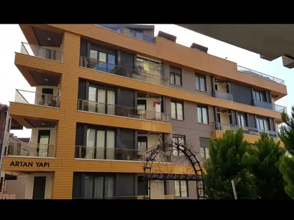Hayırlı-berk Apartmanı — fotoğraf 10